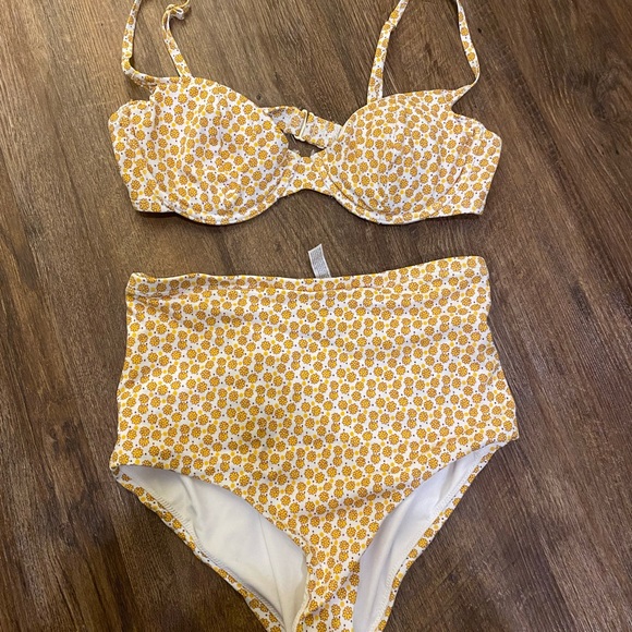 Out From Under High Waisted Bikini - Picture 2 of 3